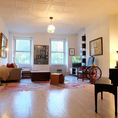 1830'S Historic Merchant House On The Park Les